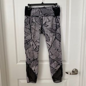 LULULEMON 7/8th Leggings